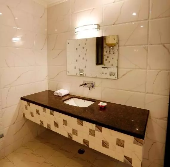 Hotelli Anand Lok Inn