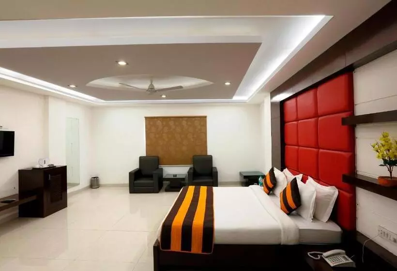 Hotelli Anand Lok Inn