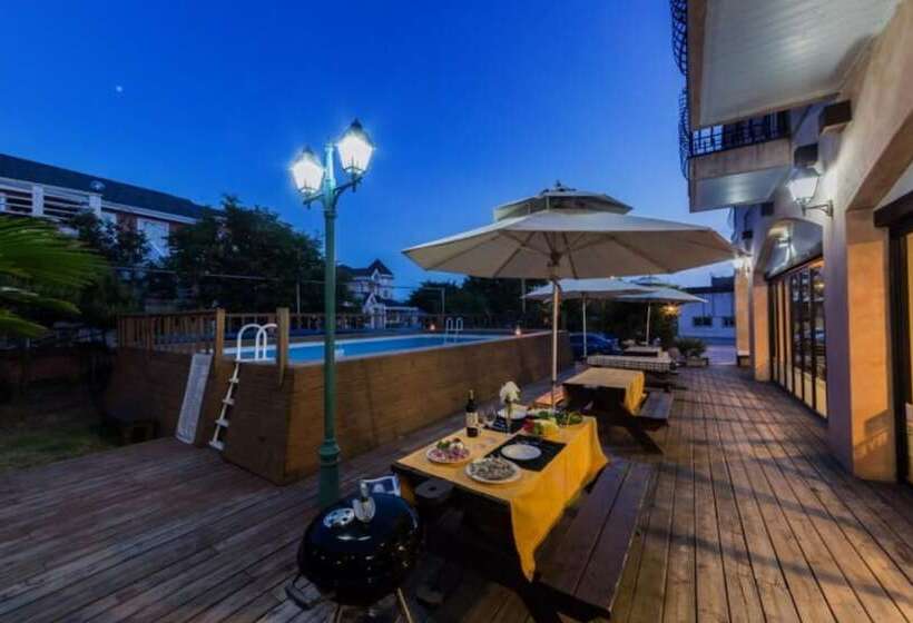 Hotel Buan Byeonsanbando Provence Pension