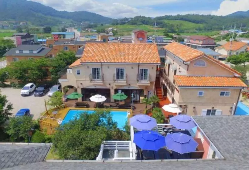 ホテル Buan Byeonsanbando Provence Pension