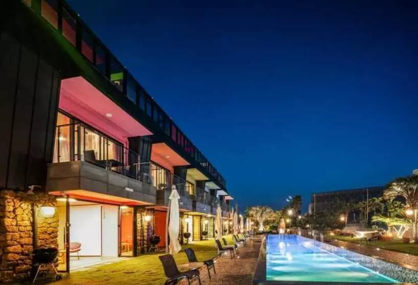 ホテル Seogwipo Black Land Lace Spa Pension