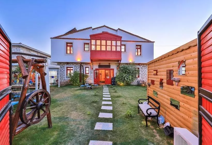 Hotelli Mon Amour Alacati