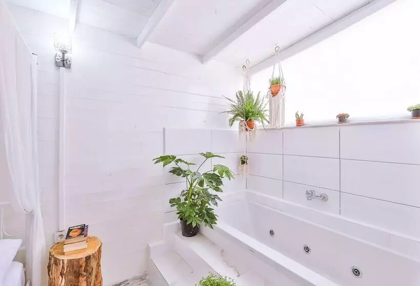 Hotelli Mon Amour Alacati