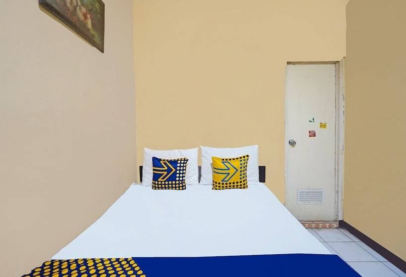 בית מלון כפרי Spot On 91695  Benteng Portugis