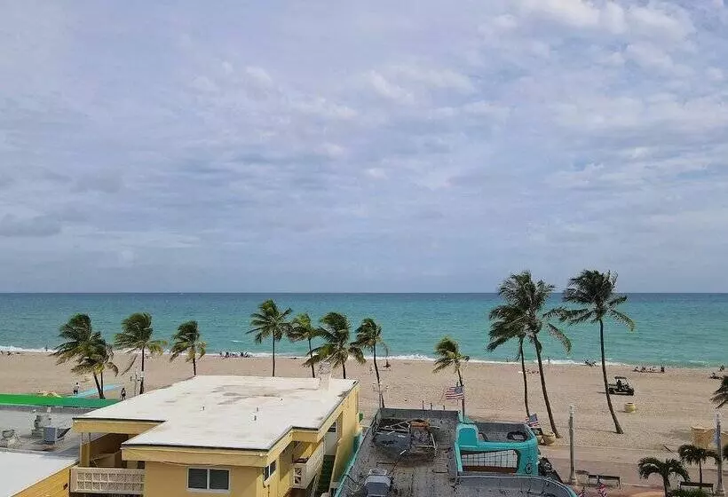 Tropic Isle Hotel And Apartment