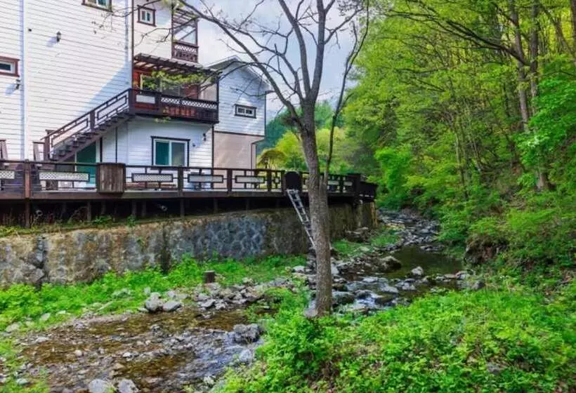 Hotelli Yangpyeong Dorothy Valley Pension