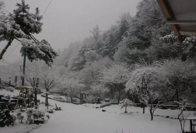 Hotelli Yangpyeong Dorothy Valley Pension