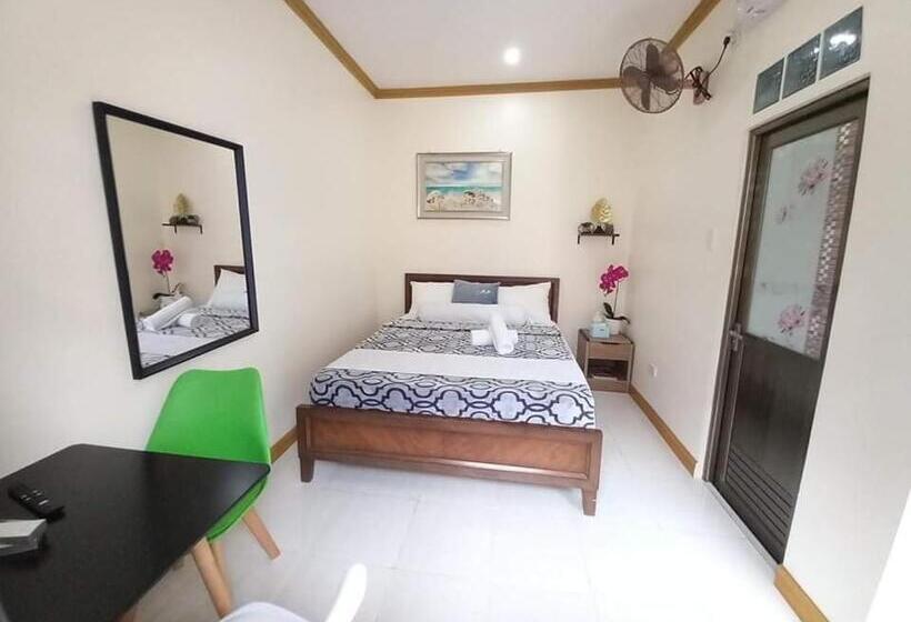 פנסיון Blue Moon Inn