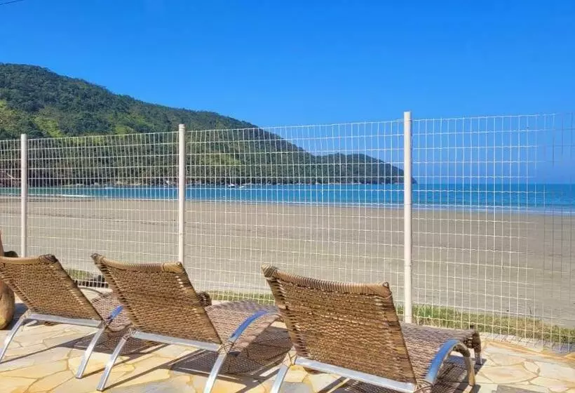 ペンション Pousada Areia E Mar