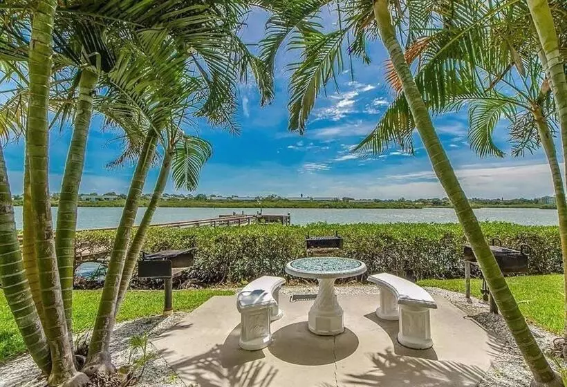 Sea Club Condo #47