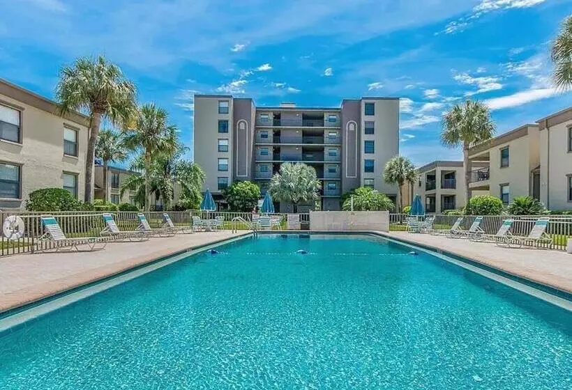 Sea Club Condo #47