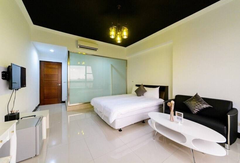 هتل 25 Villa Hengchun Kenting