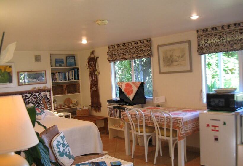 هتل Aimeo Cottage