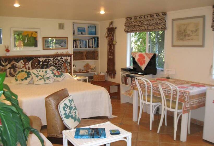 هتل Aimeo Cottage