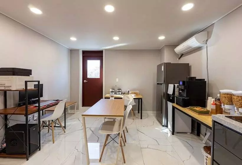 Hotelli Cheongju Teemer Inn