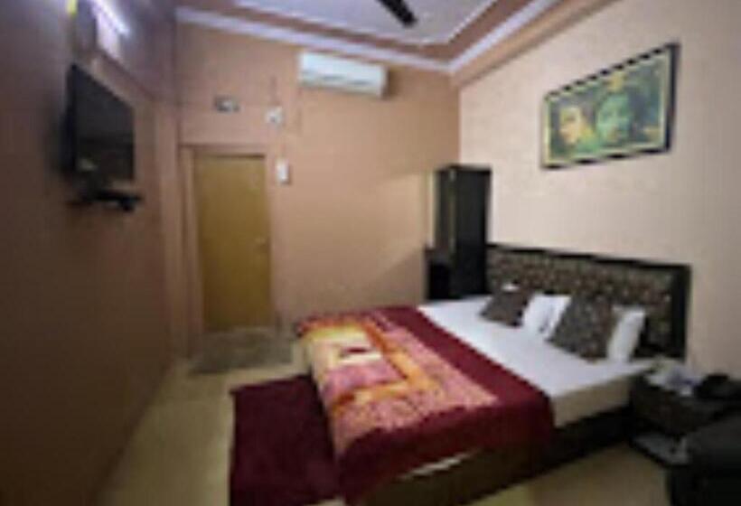 ホテル Ds Residency Varanasi Prime Location Parking