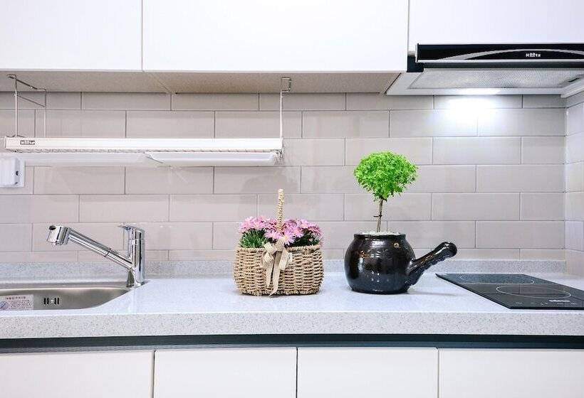 酒店 Gangneung Raon Pension