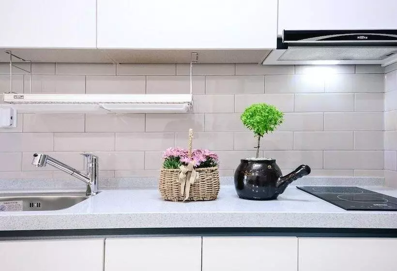 Hotelli Gangneung Raon Pension