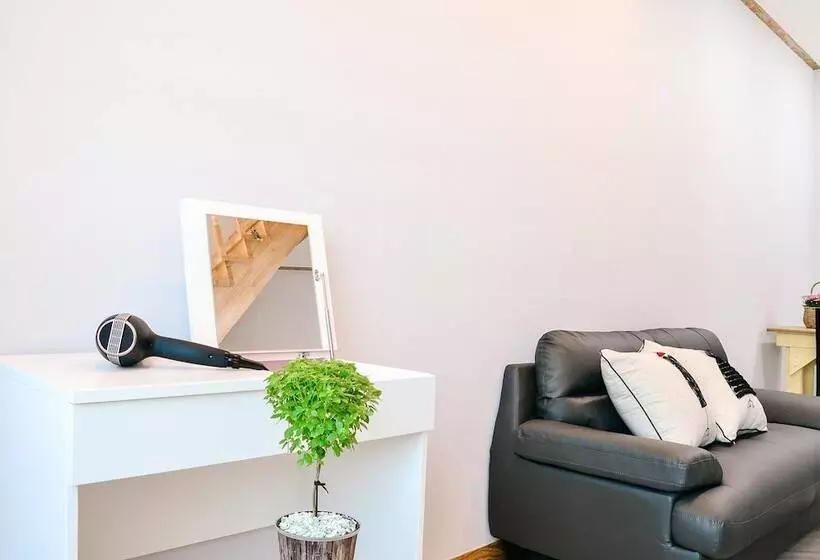 Hotelli Gangneung Raon Pension