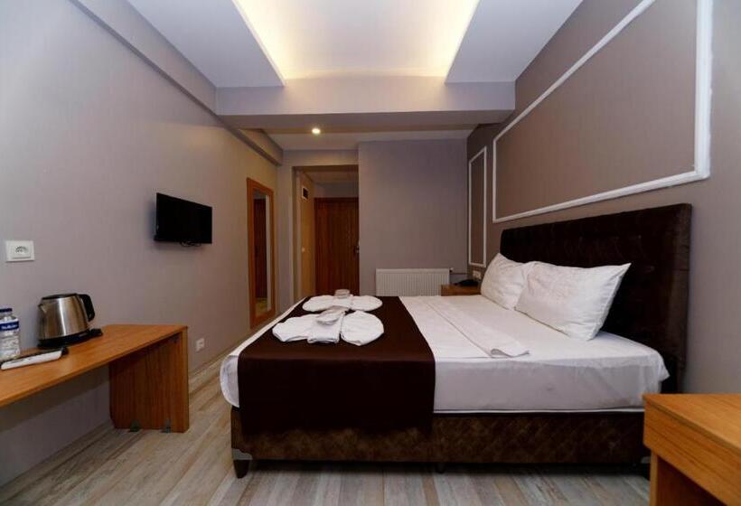 هتل Kral Suit Apartment &