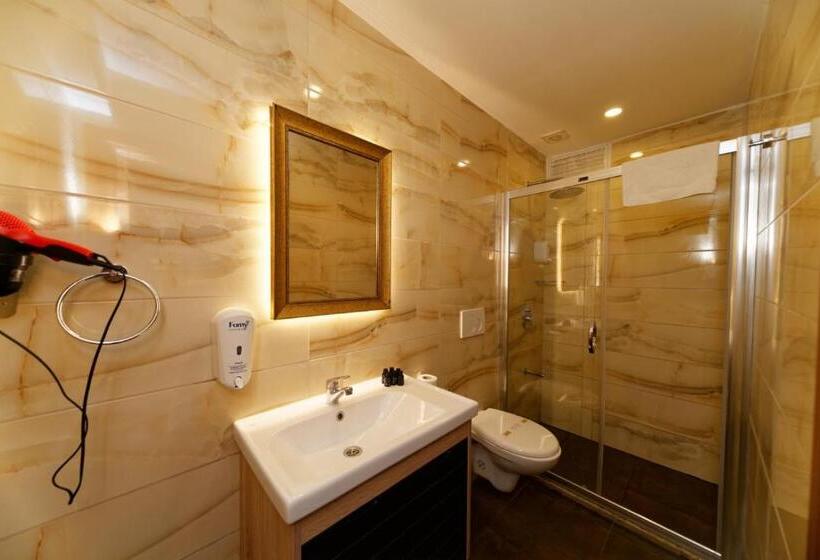 هتل Kral Suit Apartment &