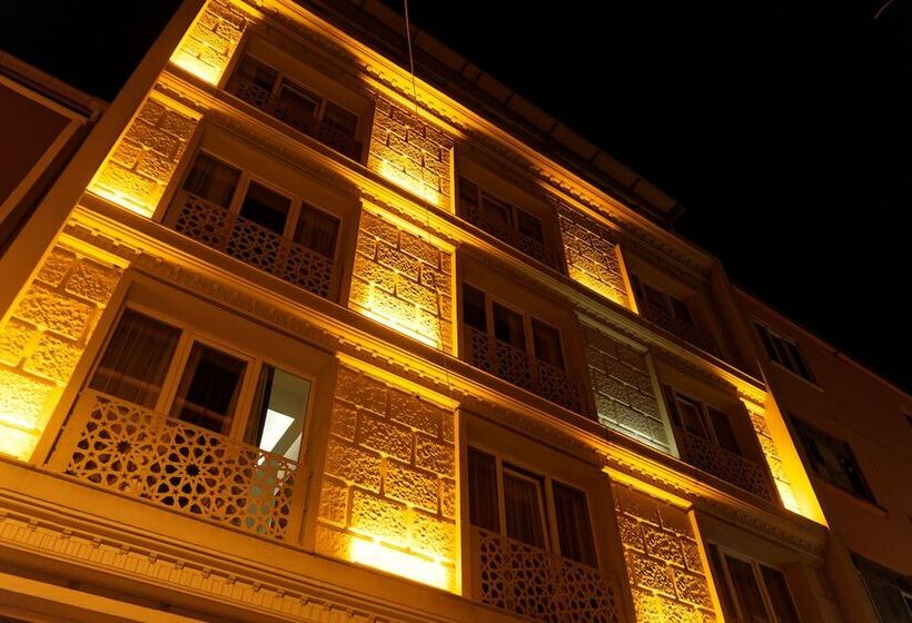 هتل Kral Suit Apartment &