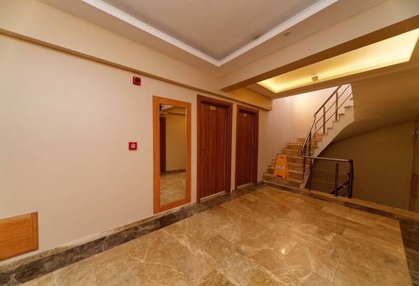 هتل Kral Suit Apartment &