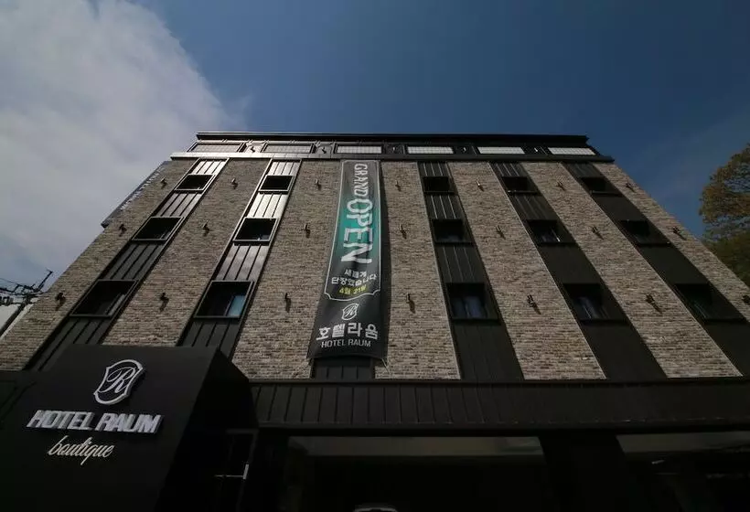 ホテル Hwaseong Raum