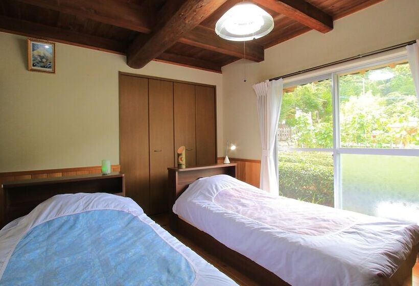 בית מלון כפרי Kitsunenotebukuro