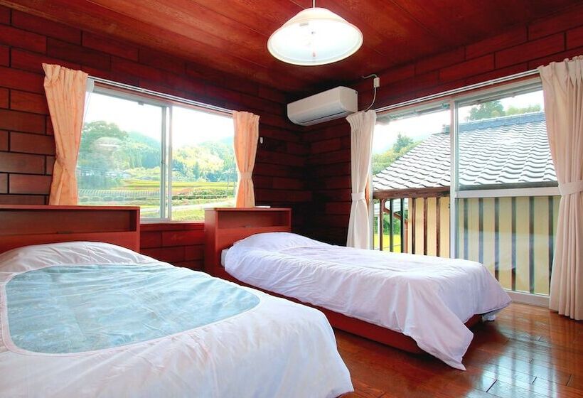 Hotel Kitsunenotebukuro