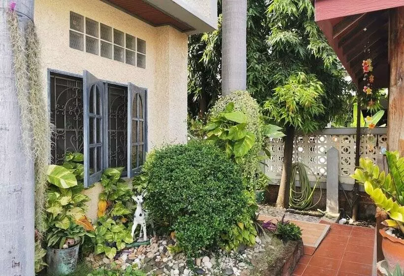 Hotelli Samiya Guesthouse