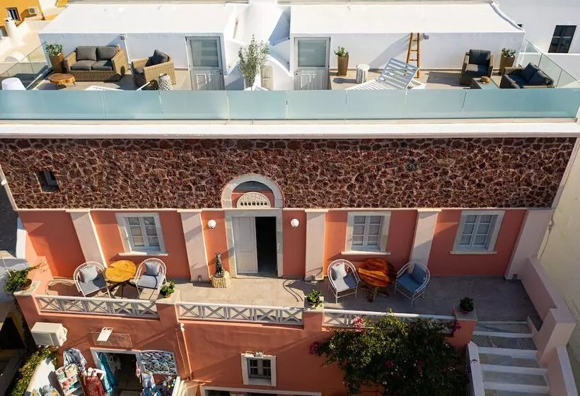 هتل The Museum Project Oia