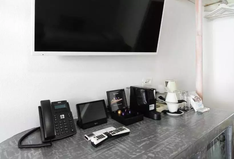 هتل The Museum Project Oia