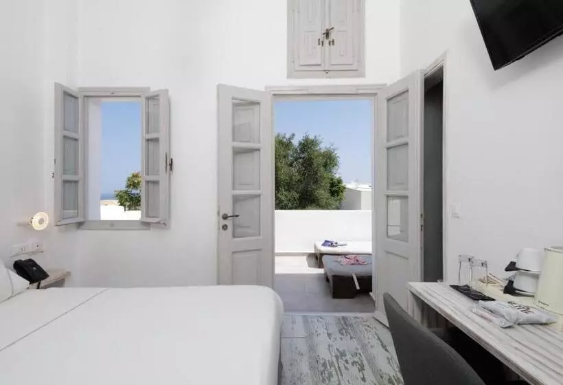 هتل The Museum Project Oia