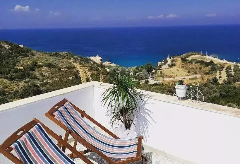 Laila Otel  Karaburun