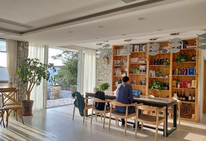 Hotelli 25 Degree Sea Boutique Homestay