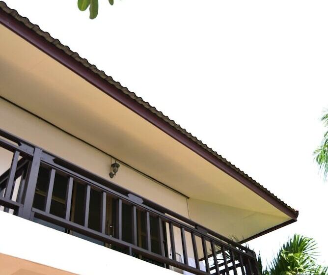 Hotel Baan Chai Lay Apartment