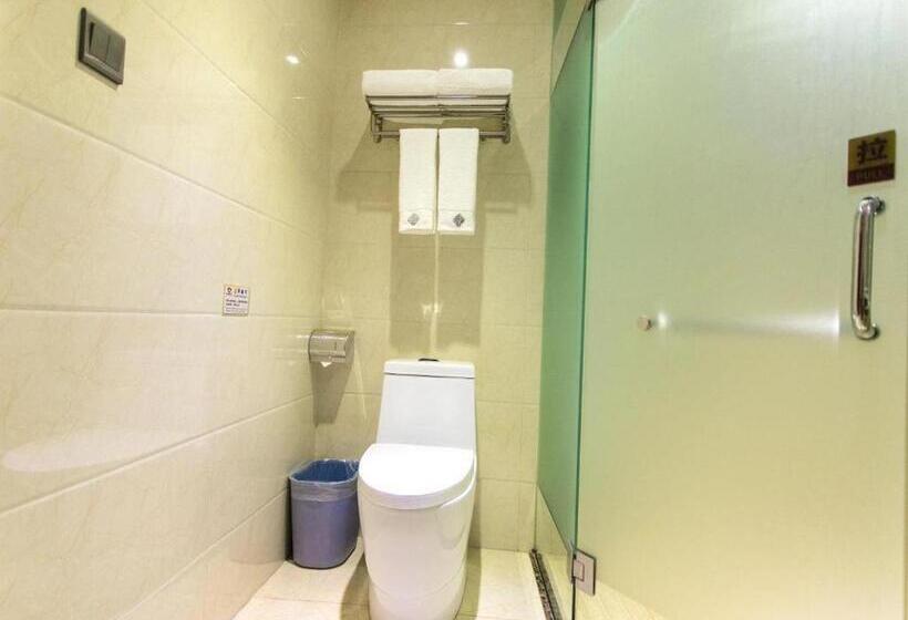 Chonpines Hotel Shenzhen Gongming Honghuashan Metro Station