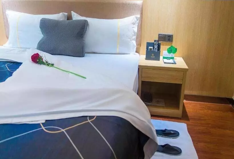 Chonpines Hotel Shenzhen Gongming Honghuashan Metro Station