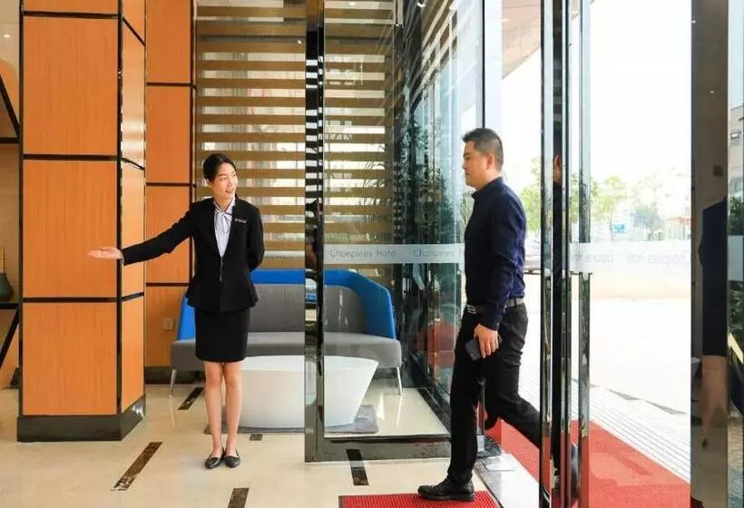 Chonpines Hotel Shenzhen Gongming Honghuashan Metro Station