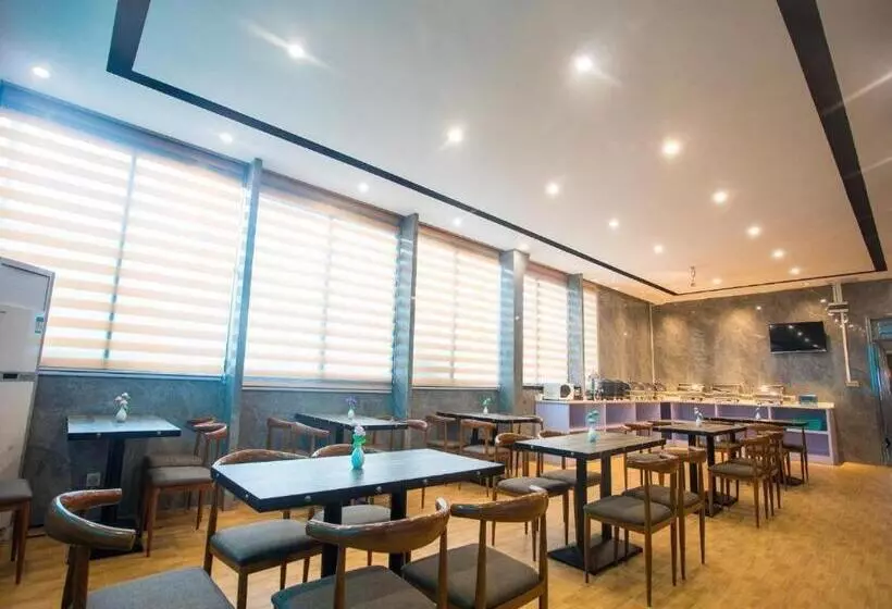 Chonpines Hotel Shenzhen Gongming Honghuashan Metro Station