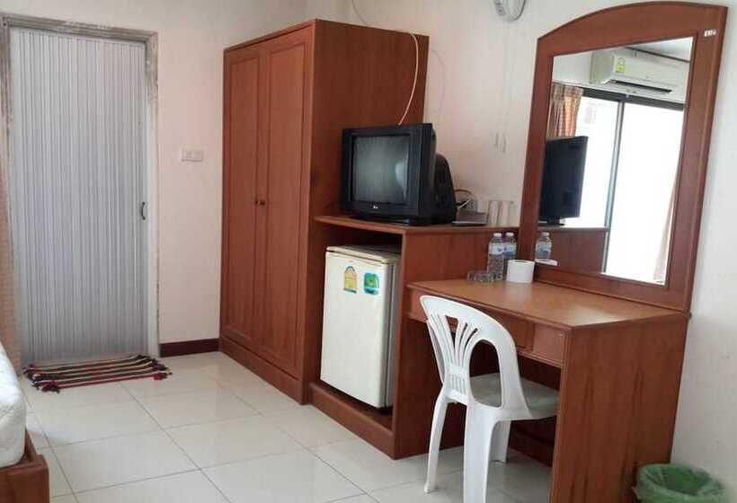 فندق Island Mansion