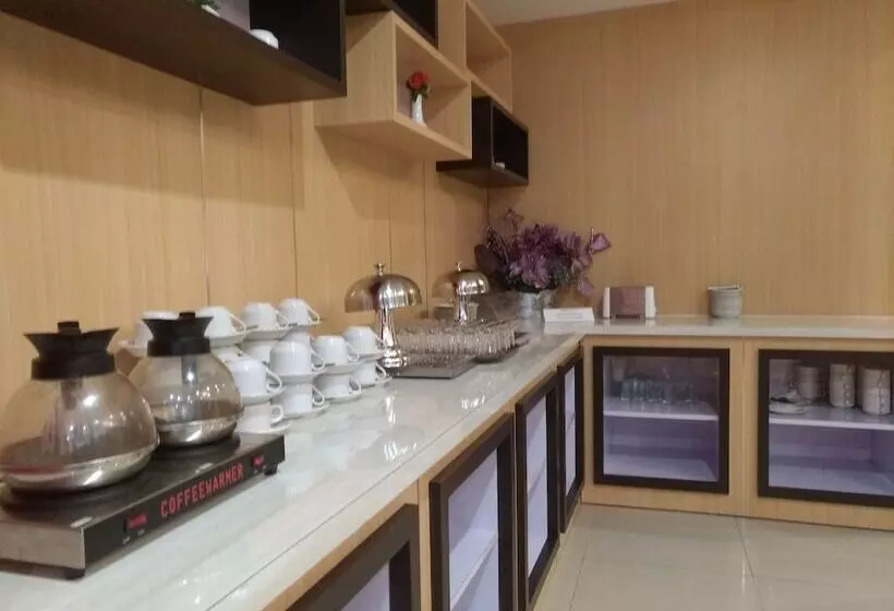 هتل Rangkayobasa  Padang Panjang
