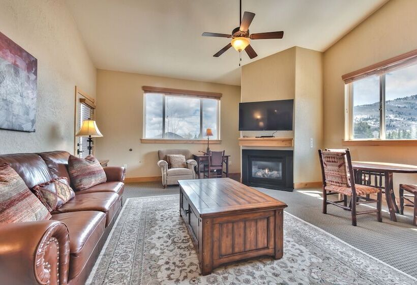 Отель Silverado Lodge By Park City Canyons Village