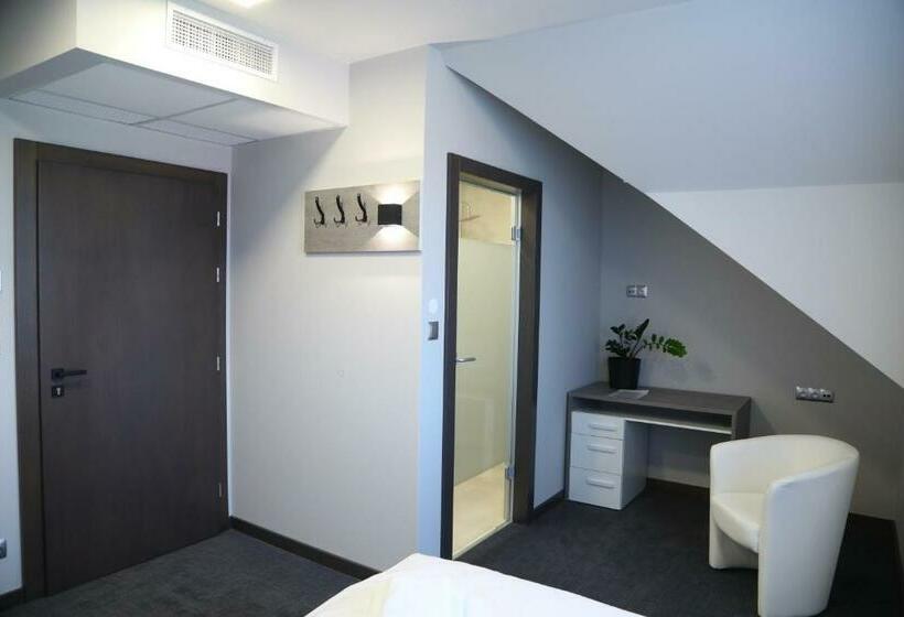 فندق Dom Przyjęć ewa