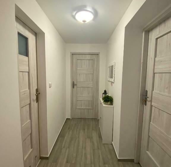 فندق Pokoje Gościnne Izeria