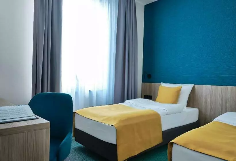 Hotelli Tennis & Country Club