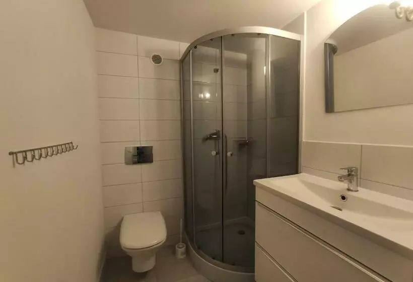 Majatalo Nad Potokiem