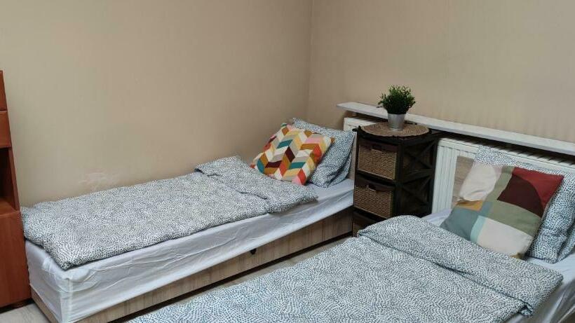 Herberge Tanie Spanie Przy Malcie   Zameldowanie Bezobsługowe