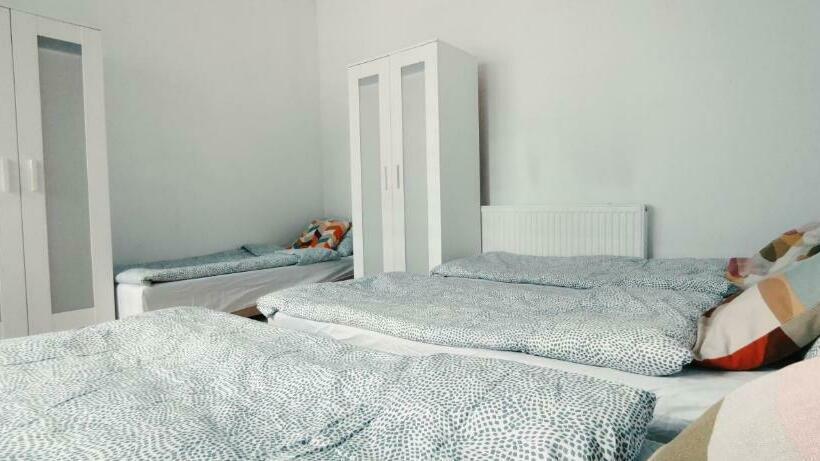 Herberge Tanie Spanie Przy Malcie   Zameldowanie Bezobsługowe